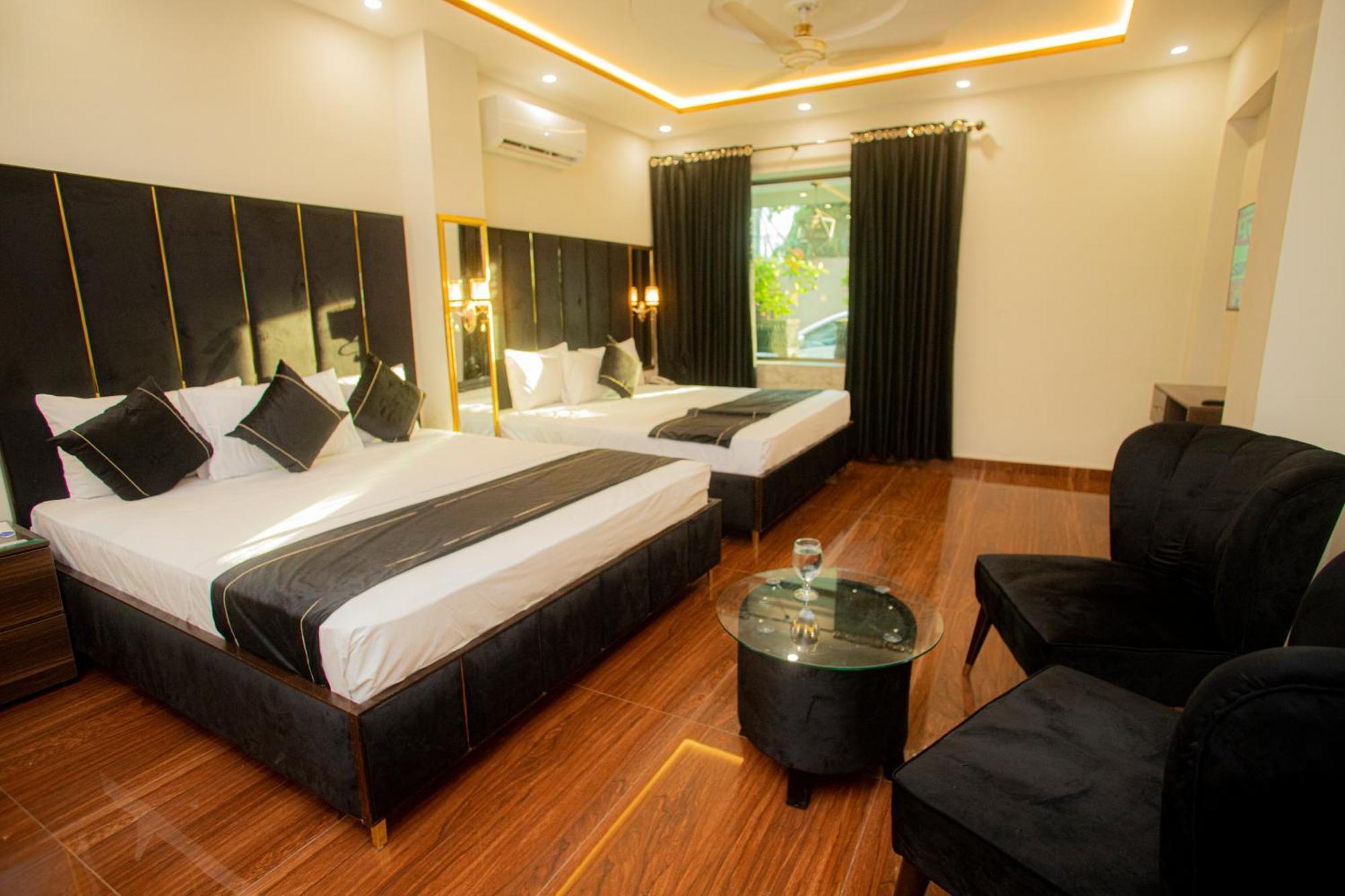 Hotel White Season Gulberg Лахор Экстерьер фото